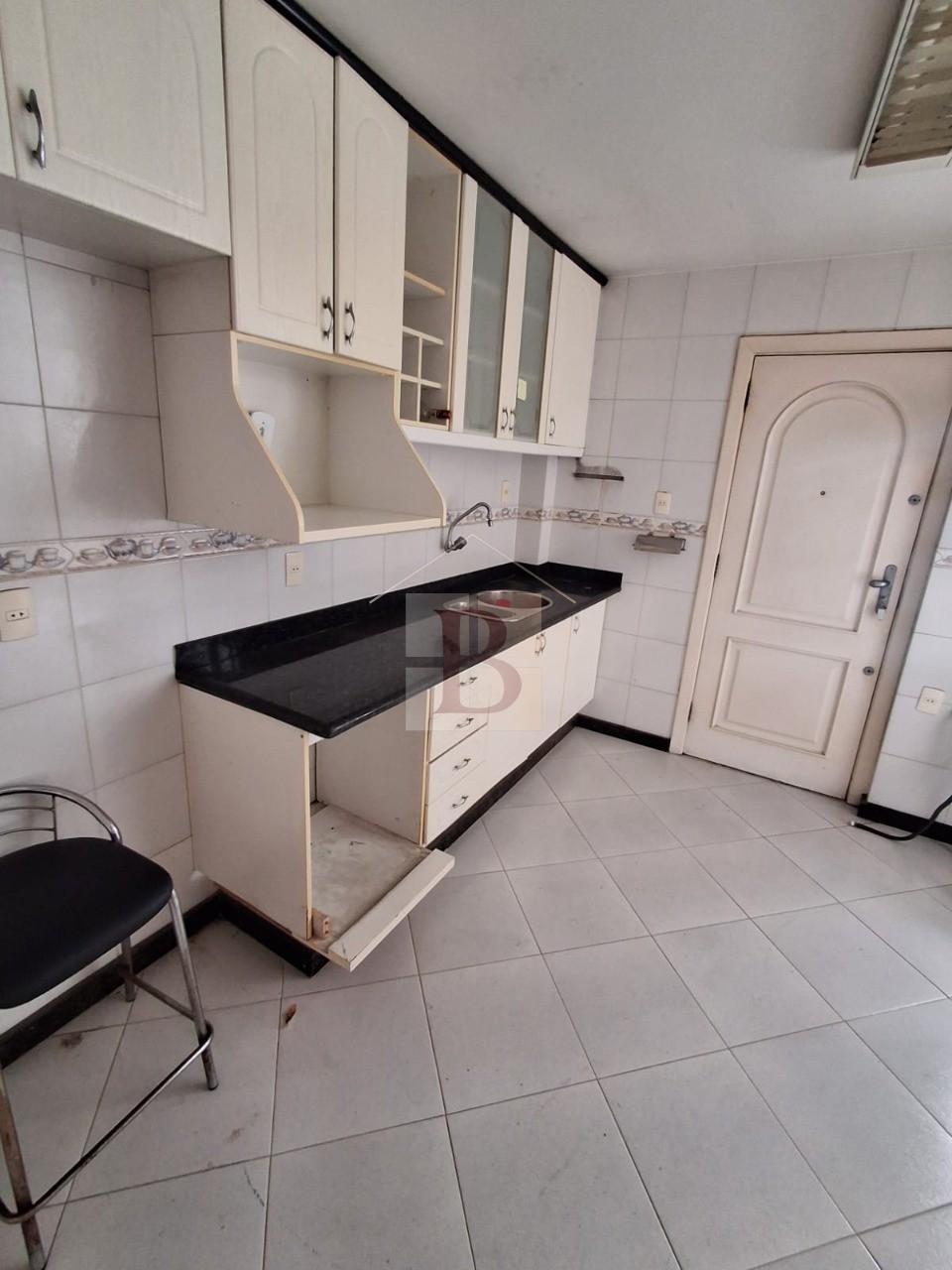 Apartamento à venda com 3 quartos, 147m² - Foto 14