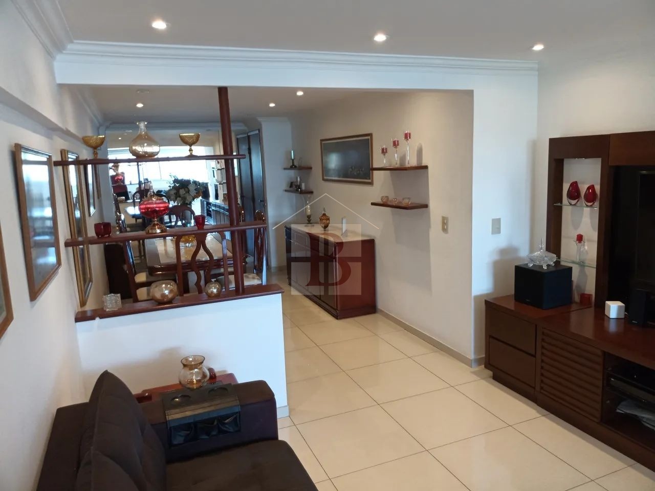 Apartamento à venda com 4 quartos, 243m² - Foto 3