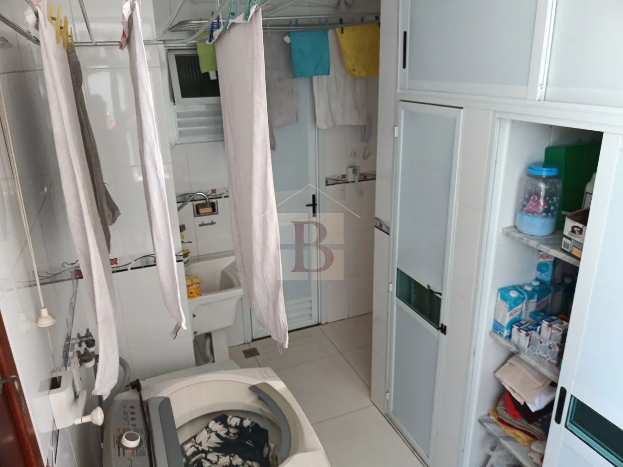 Apartamento à venda com 4 quartos, 243m² - Foto 17