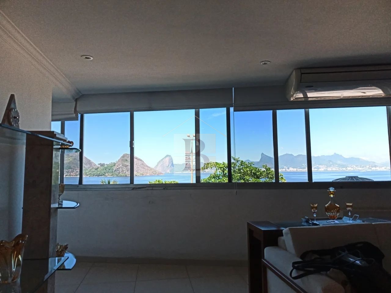 Apartamento à venda com 4 quartos, 243m² - Foto 7