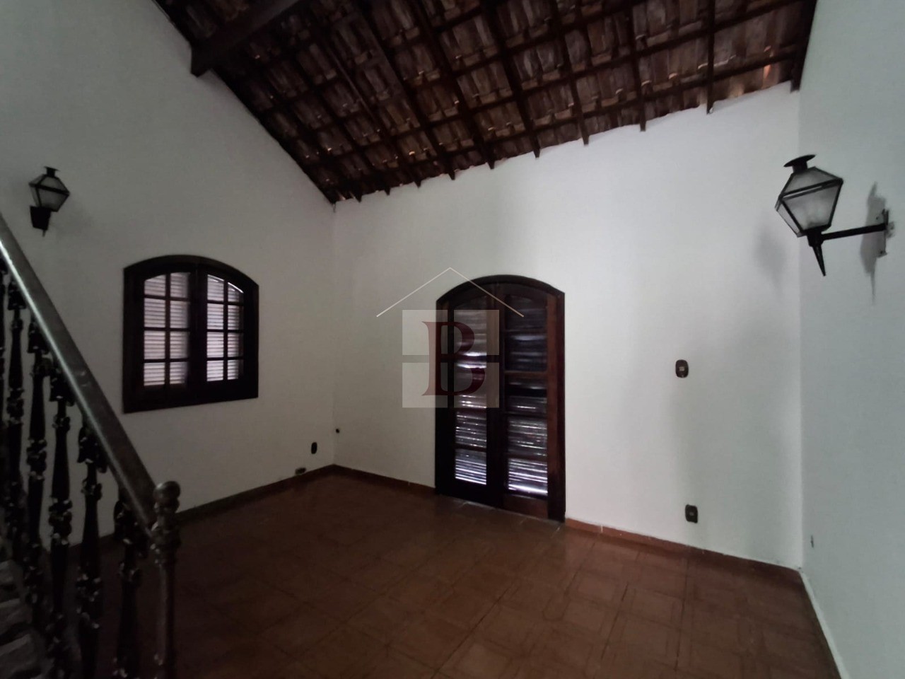 Casa à venda com 4 quartos, 125m² - Foto 12