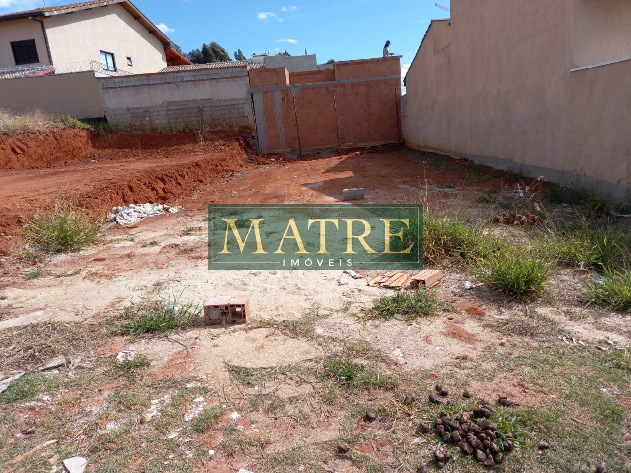 Terreno à venda, 140m² - Foto 1