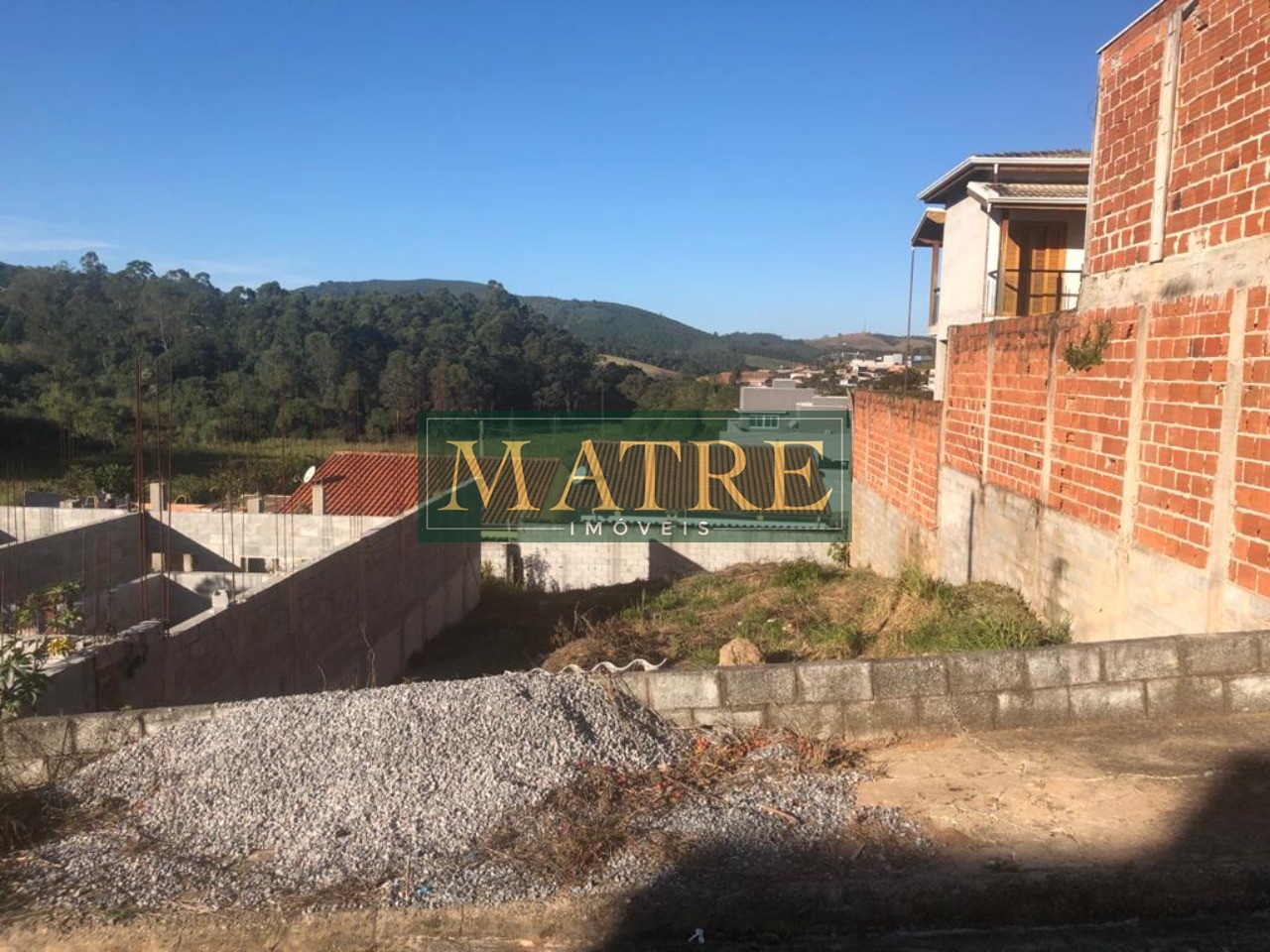 Terreno à venda, 250m² - Foto 1