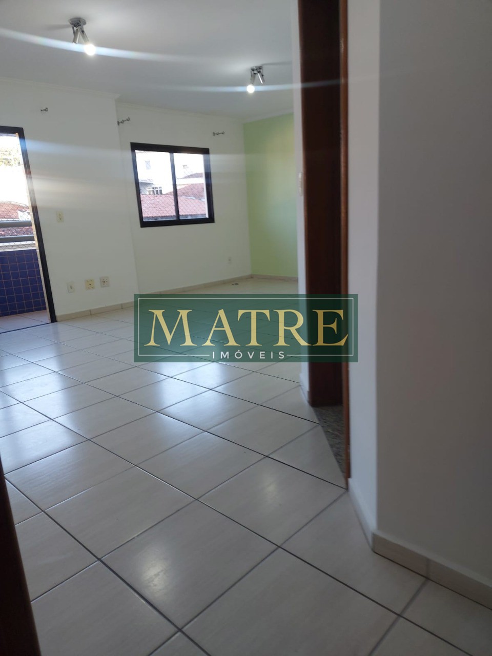 Apartamento à venda com 3 quartos, 100m² - Foto 8