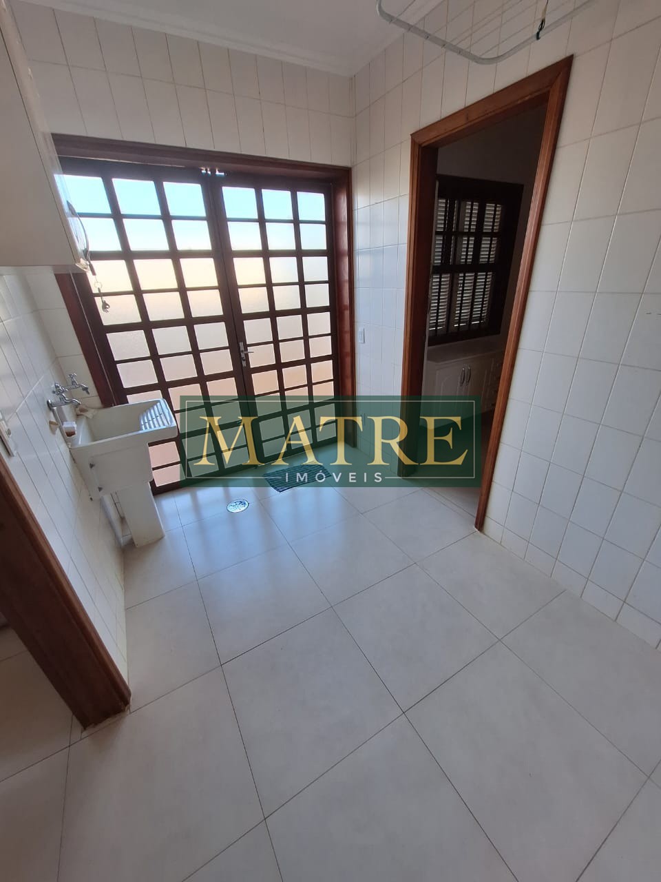 Casa de Condomínio à venda com 4 quartos, 350m² - Foto 13