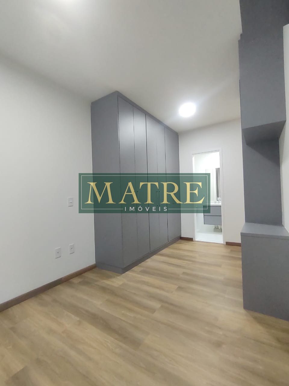 Apartamento para alugar com 2 quartos, 63m² - Foto 13