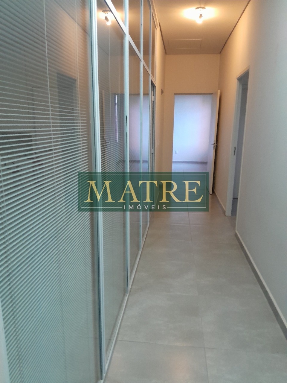 Prédio Inteiro para alugar, 275m² - Foto 14