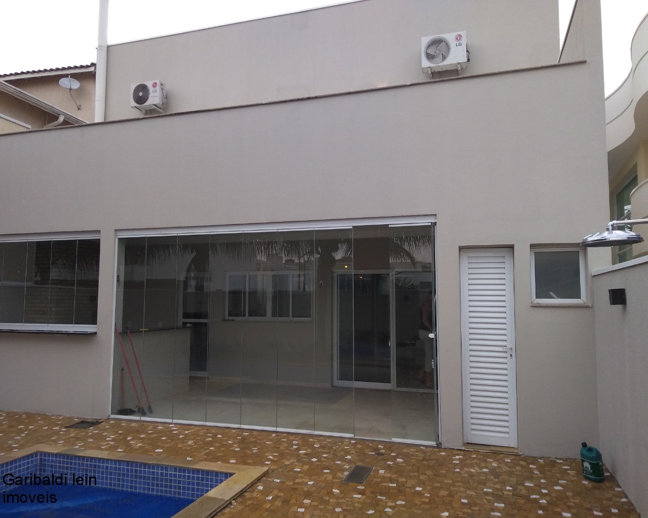 Casa à venda com 3 quartos, 360m² - Foto 59