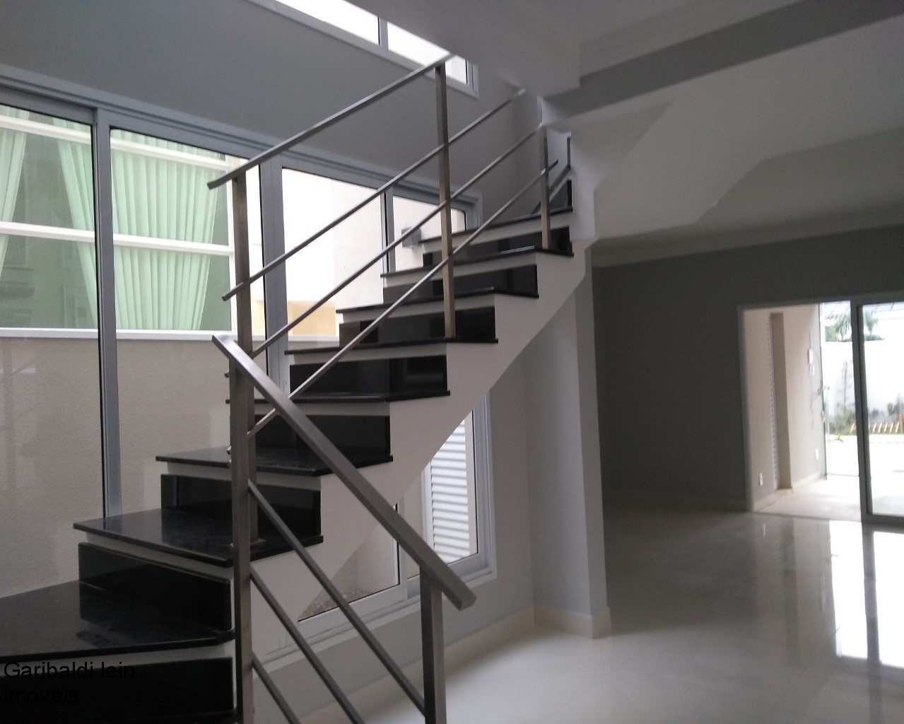 Casa à venda com 3 quartos, 360m² - Foto 10