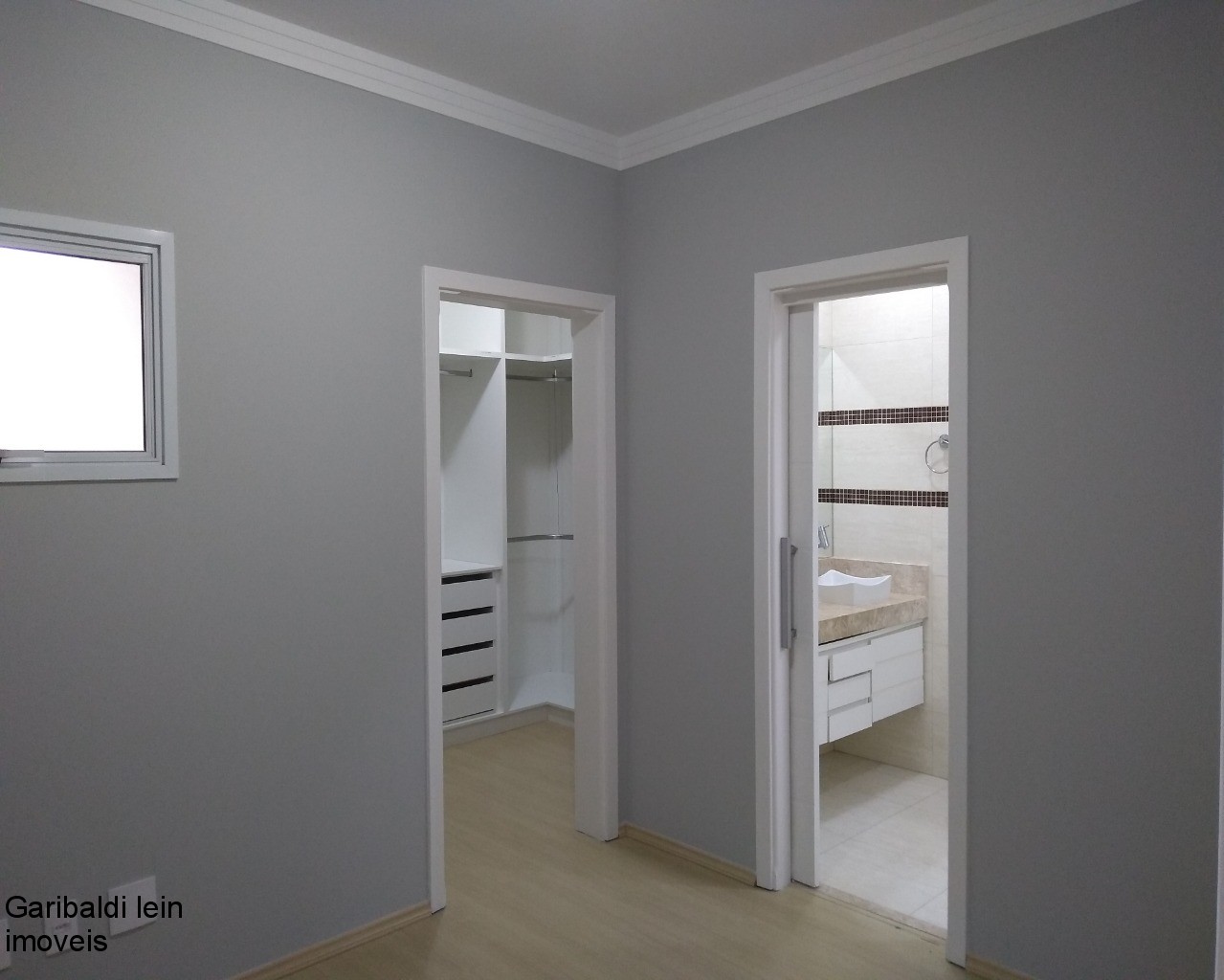 Casa à venda com 3 quartos, 360m² - Foto 14