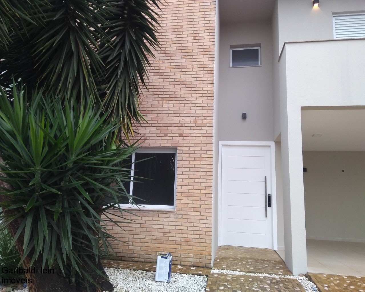 Casa à venda com 3 quartos, 360m² - Foto 2