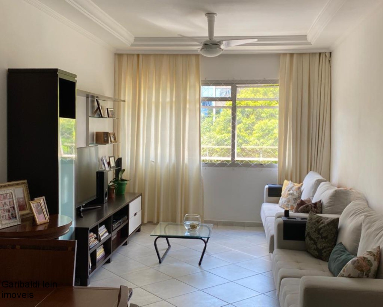 Apartamento à venda com 3 quartos, 104m² - Foto 2