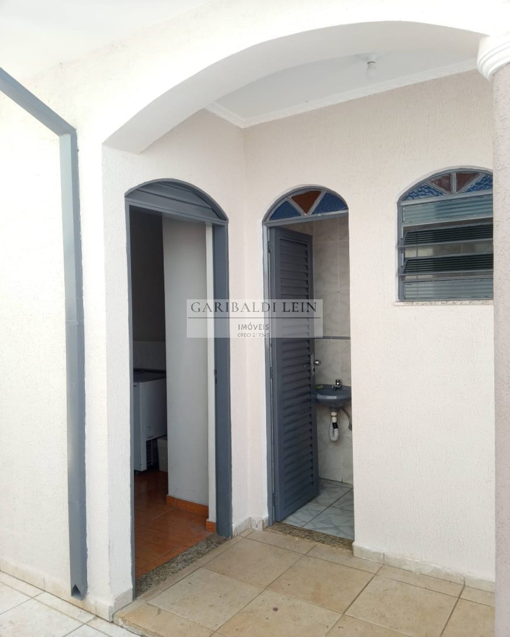 Casa à venda com 3 quartos, 217m² - Foto 9