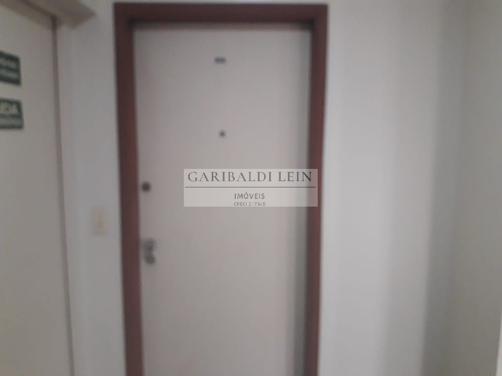 Apartamento à venda com 3 quartos, 93m² - Foto 4