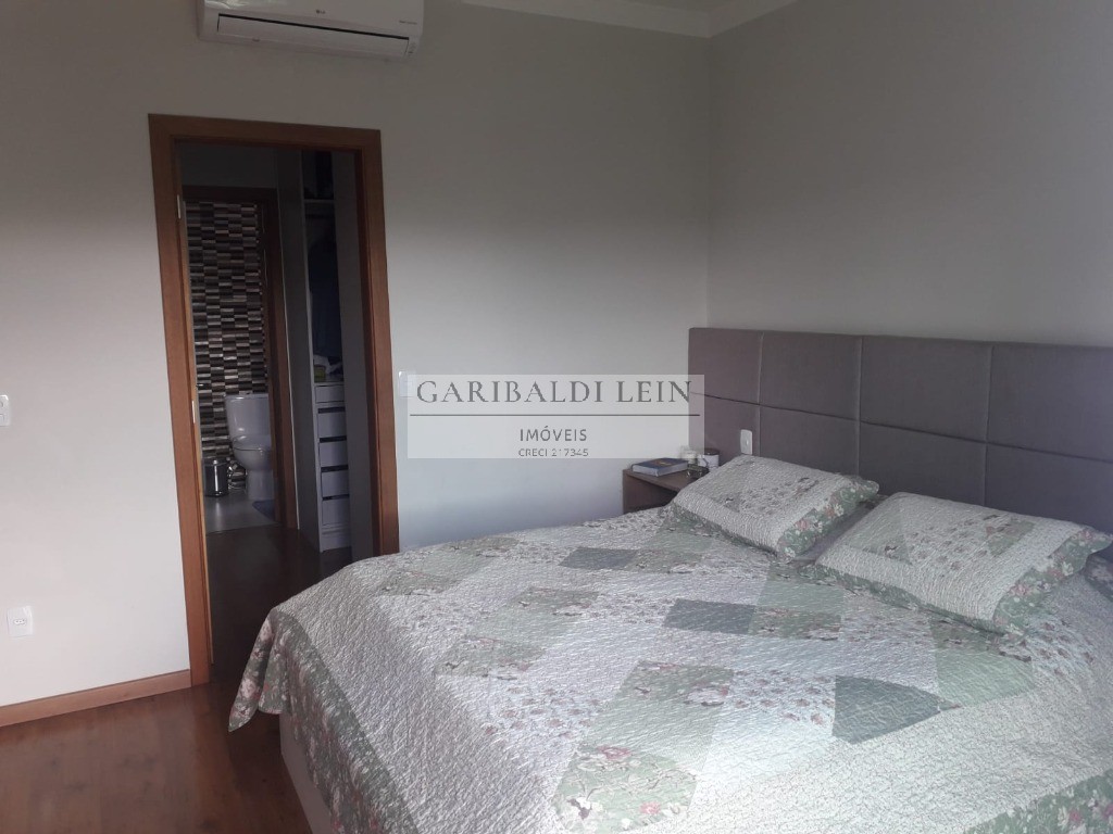 Casa à venda com 3 quartos, 200m² - Foto 23