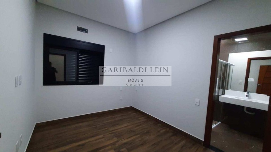 Casa à venda com 3 quartos, 136m² - Foto 8