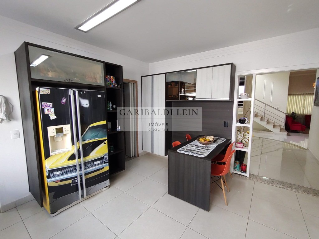 Casa à venda com 3 quartos, 290m² - Foto 15