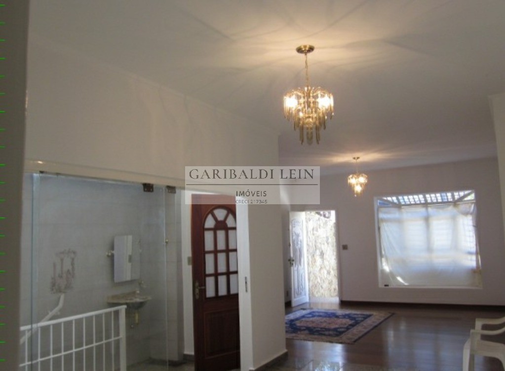 Casa à venda com 3 quartos, 300m² - Foto 9