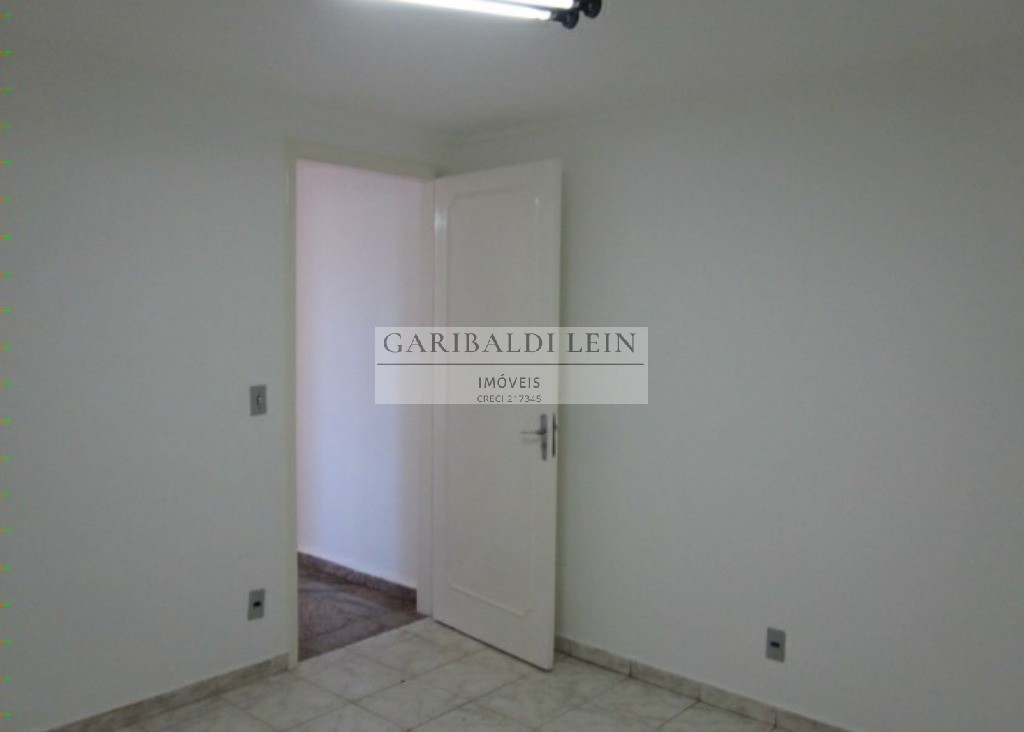 Casa à venda com 3 quartos, 300m² - Foto 36