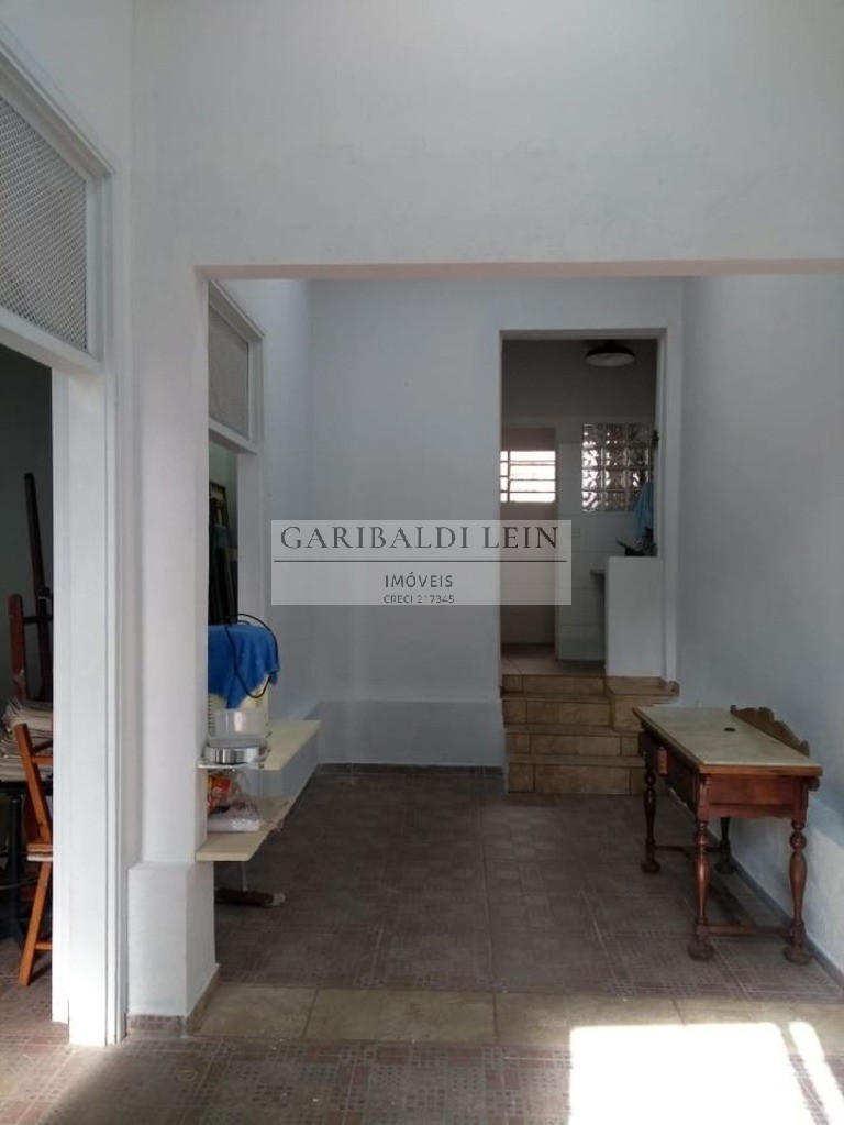 Casa à venda com 2 quartos, 80m² - Foto 4