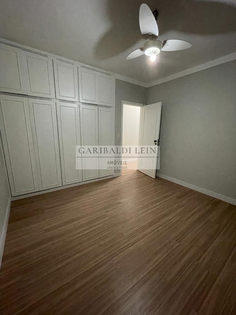 Casa à venda com 3 quartos, 166m² - Foto 12