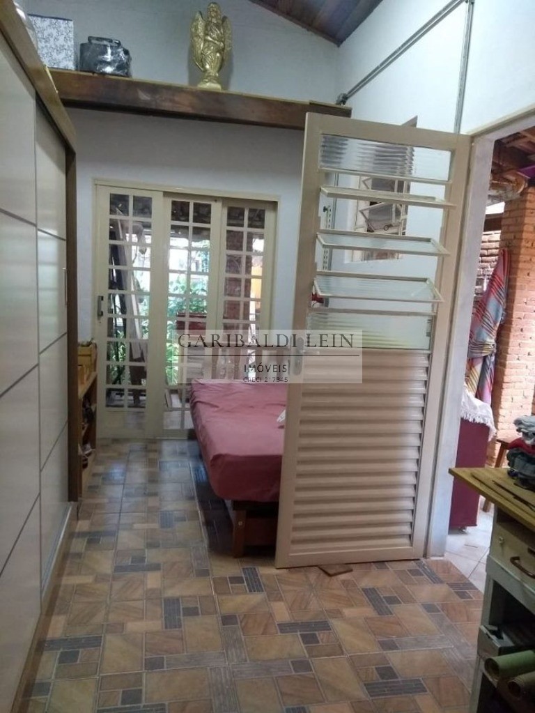 Casa à venda com 2 quartos, 80m² - Foto 7