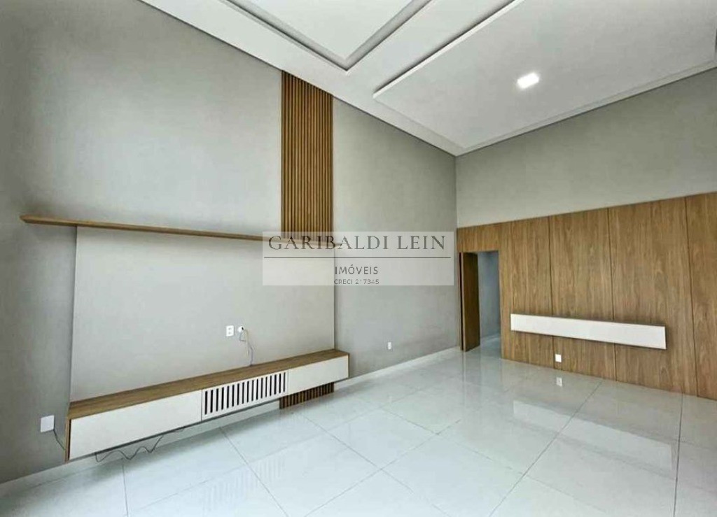 Casa à venda com 3 quartos, 135m² - Foto 2