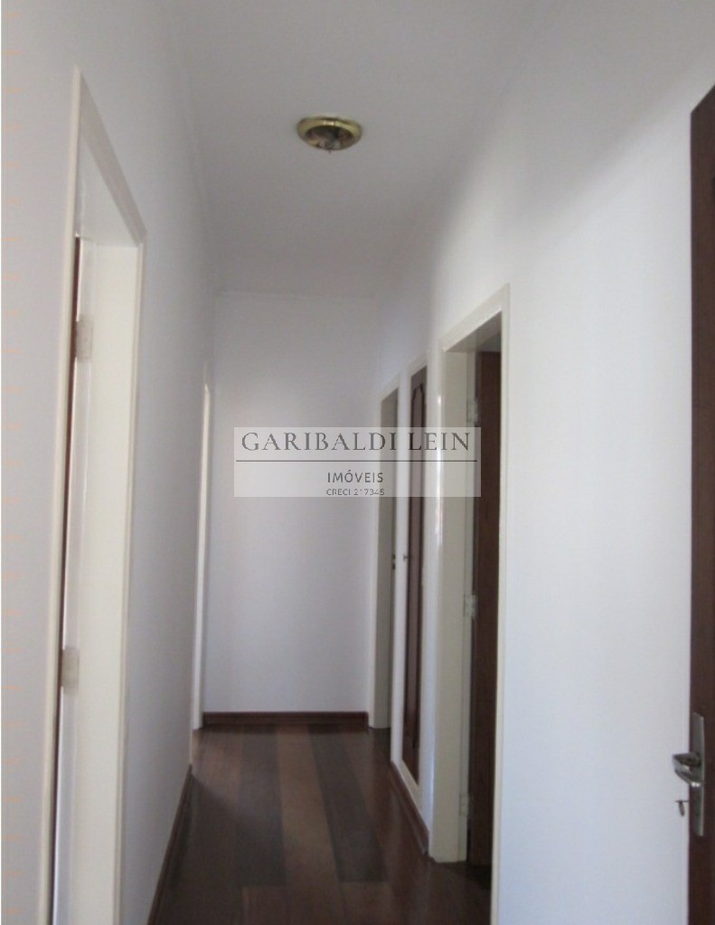 Casa à venda com 3 quartos, 300m² - Foto 15