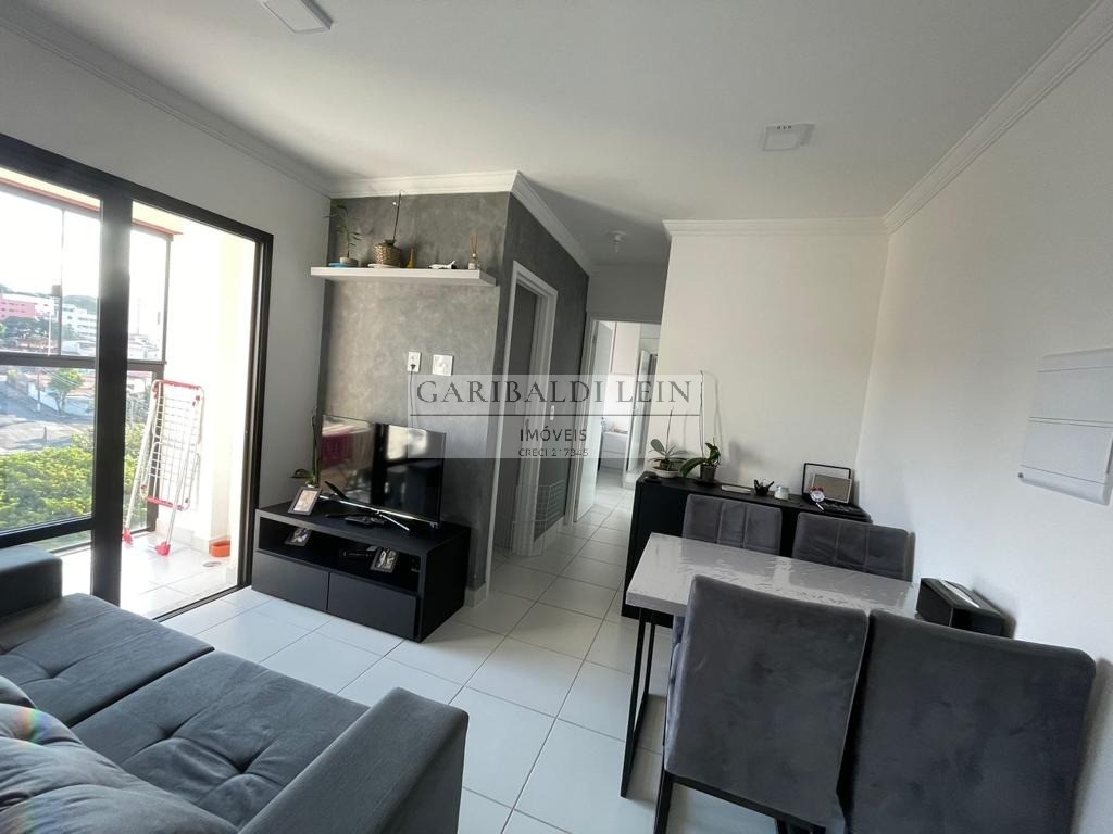 Apartamento à venda com 2 quartos, 51m² - Foto 2