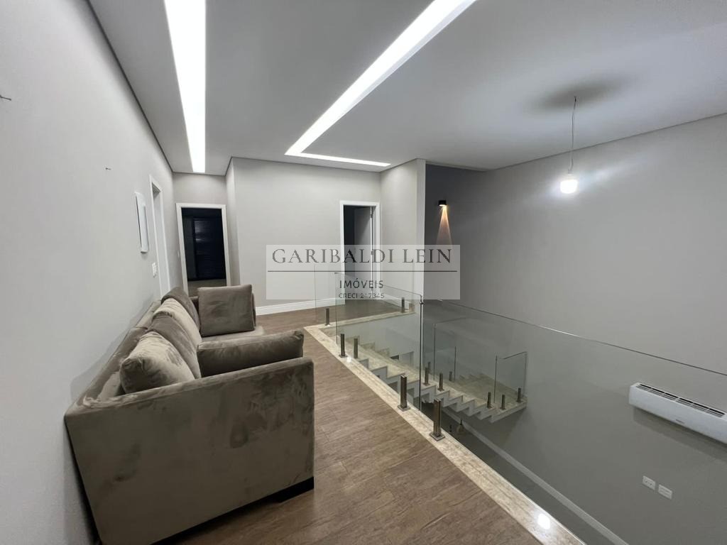 Casa para alugar com 5 quartos, 310m² - Foto 14