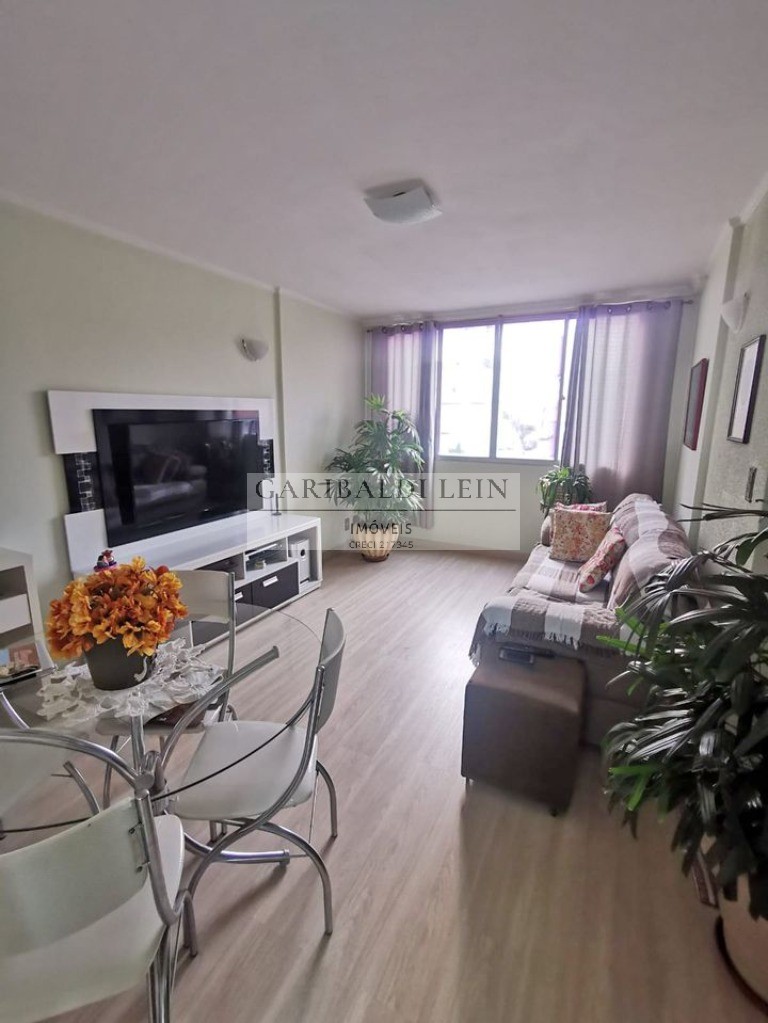 Apartamento à venda com 2 quartos, 74m² - Foto 1