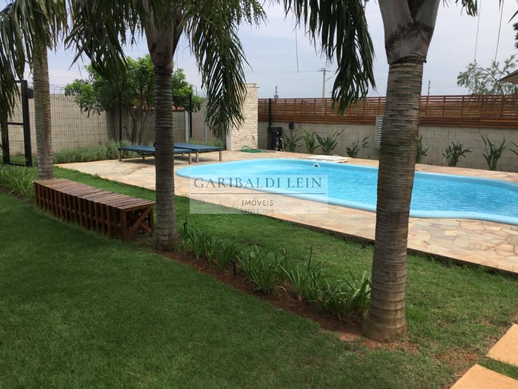 Sítio à venda com 3 quartos, 400m² - Foto 2