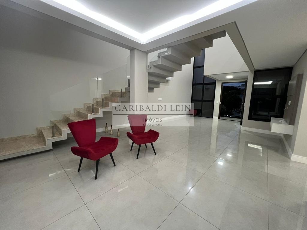 Casa para alugar com 5 quartos, 310m² - Foto 12