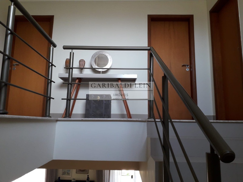 Casa à venda com 3 quartos, 353m² - Foto 23