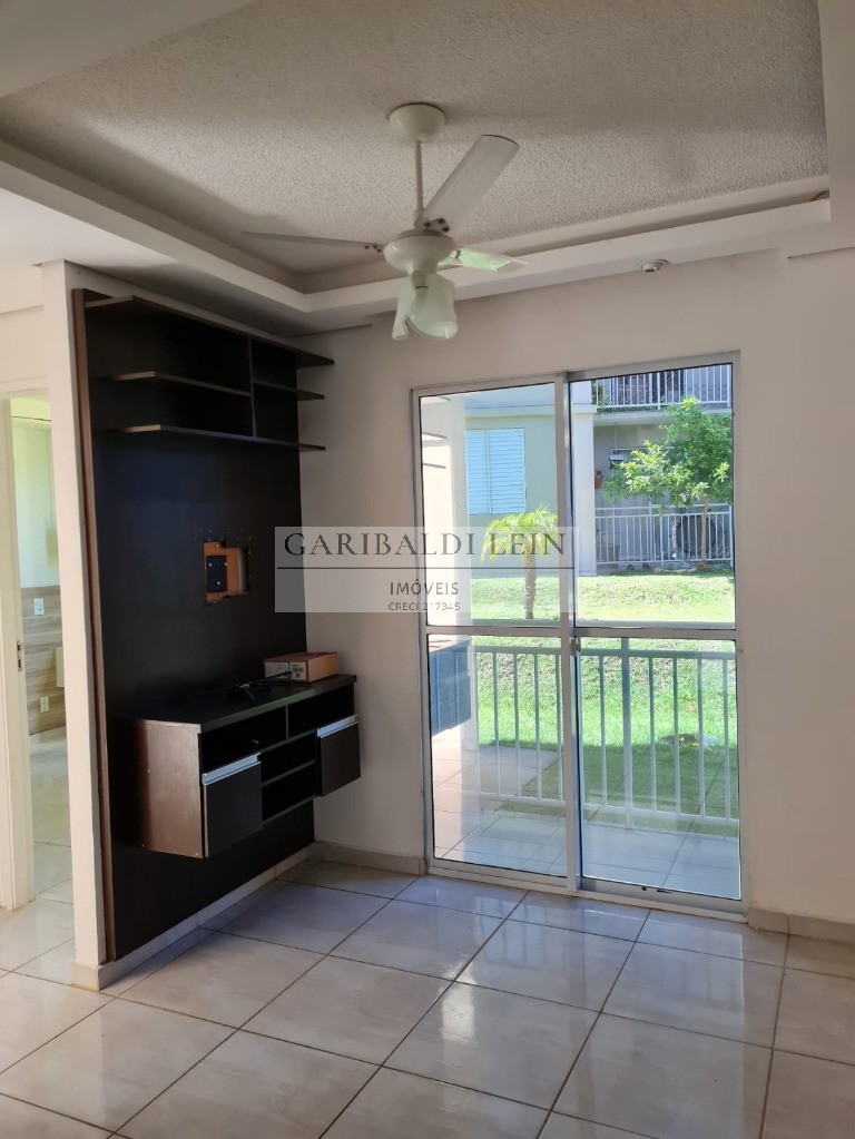 Apartamento à venda com 3 quartos, 51m² - Foto 2