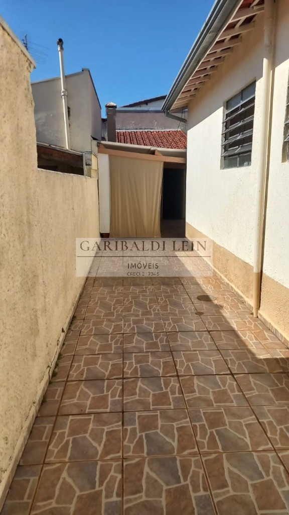 Casa à venda com 2 quartos, 150m² - Foto 26