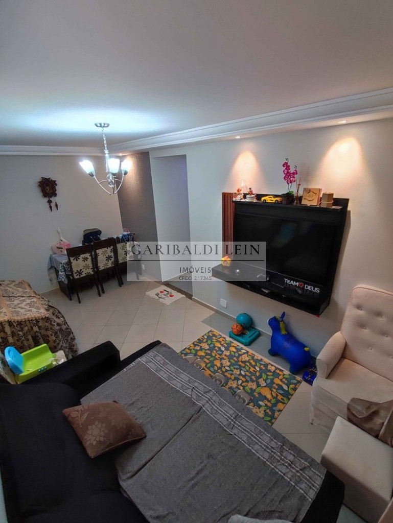 Apartamento à venda com 3 quartos, 70m² - Foto 1