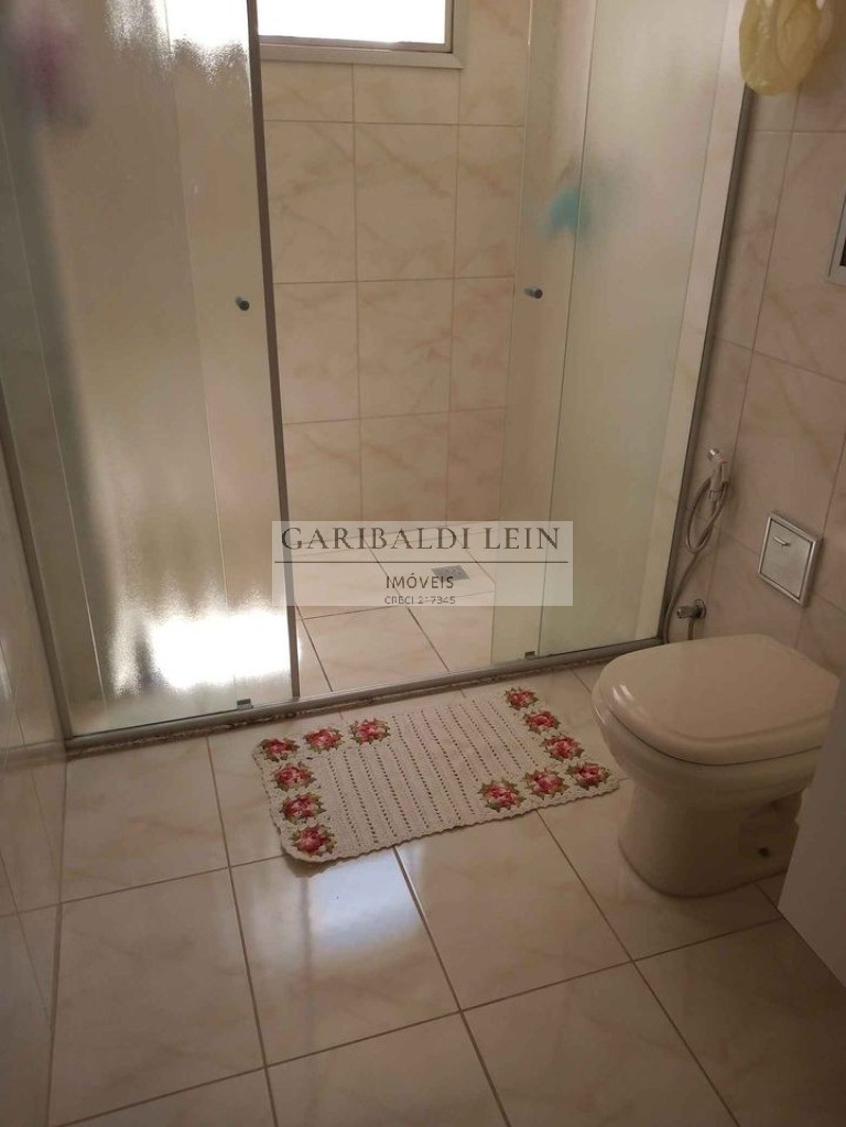 Apartamento à venda com 2 quartos, 72m² - Foto 4