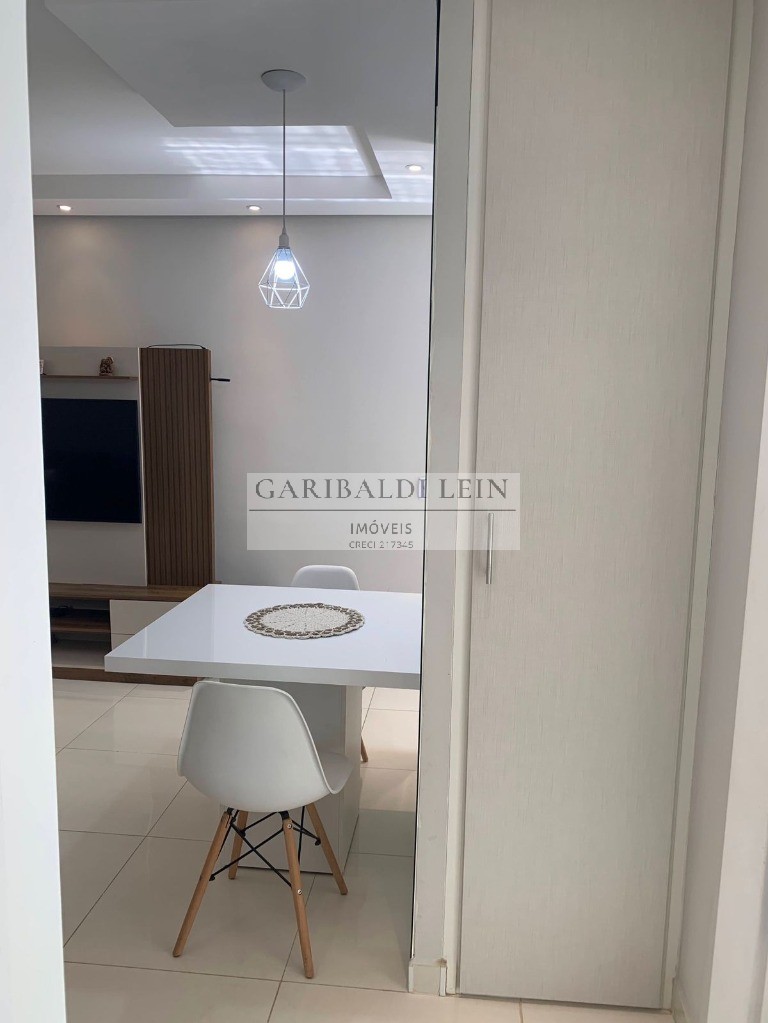 Apartamento à venda com 2 quartos, 50m² - Foto 2