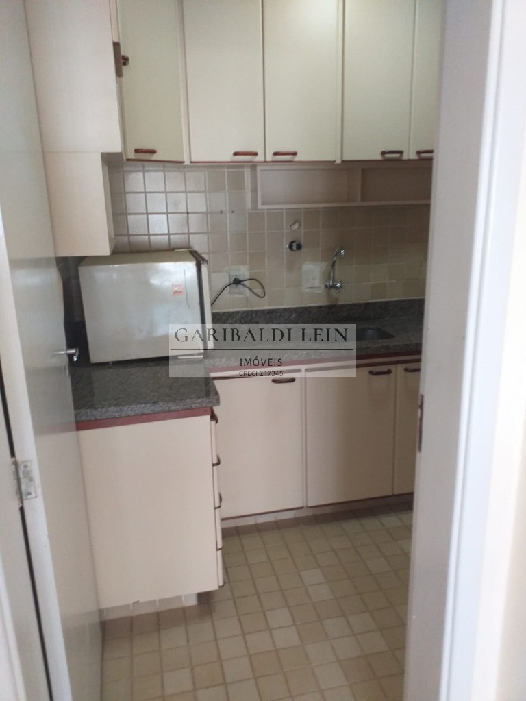 Apartamento à venda com 3 quartos, 77m² - Foto 21