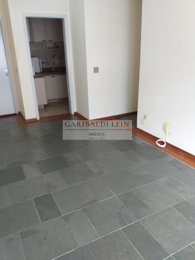 Apartamento à venda com 3 quartos, 77m² - Foto 5