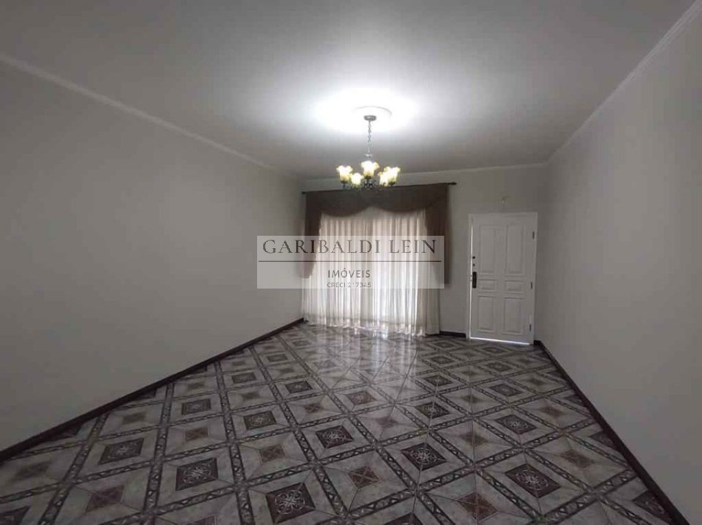 Casa à venda com 3 quartos, 331m² - Foto 12