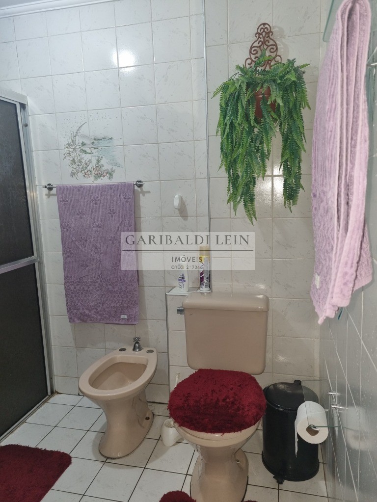 Apartamento à venda com 2 quartos, 70m² - Foto 9