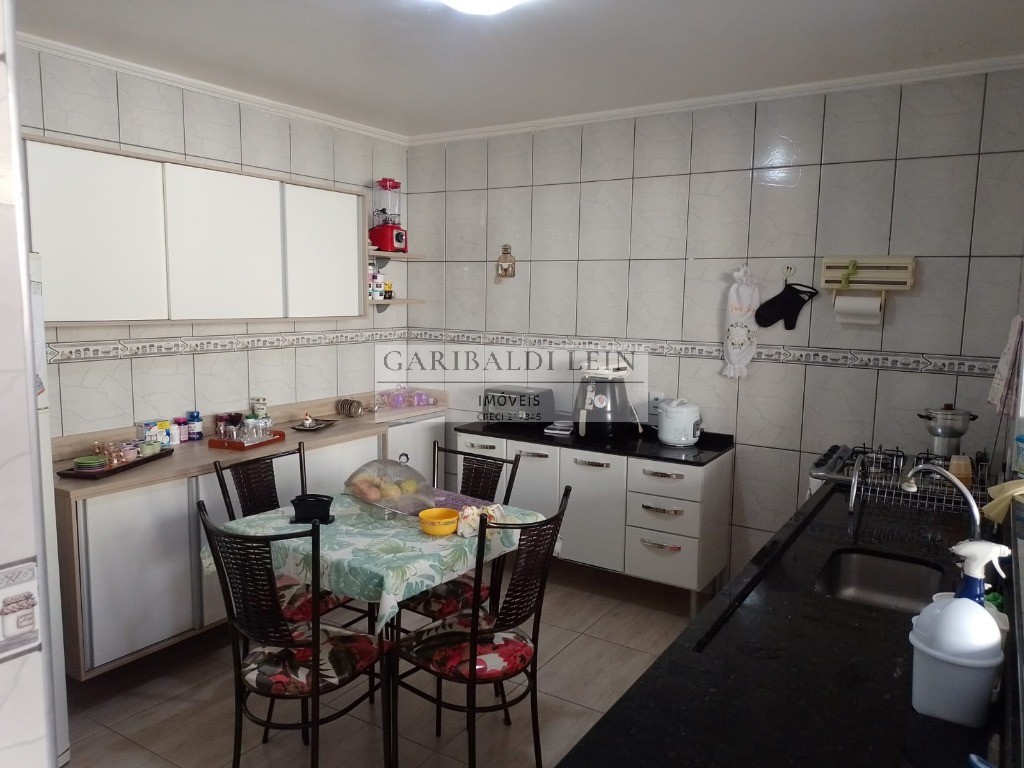 Casa à venda com 3 quartos, 120m² - Foto 18