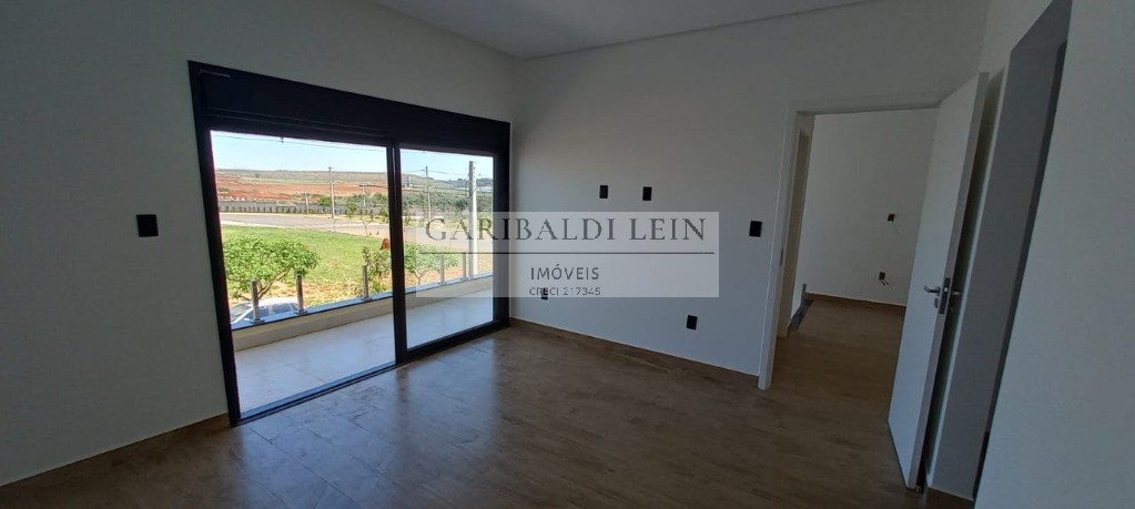 Casa à venda com 3 quartos, 180m² - Foto 17