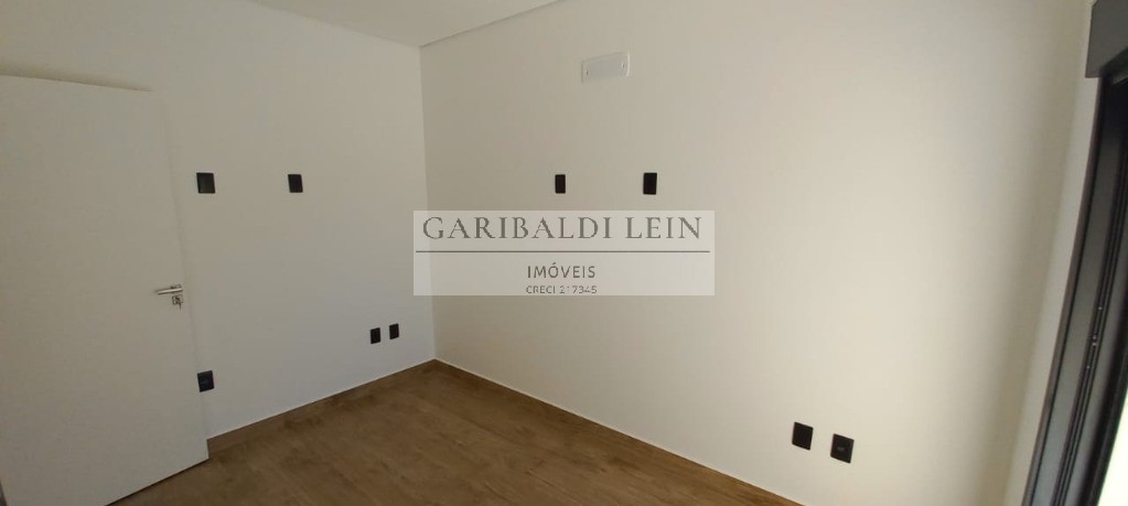 Casa à venda com 3 quartos, 180m² - Foto 35