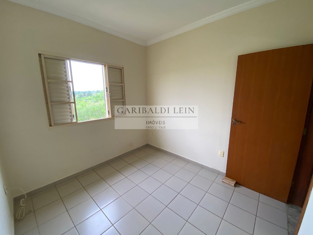 Casa à venda com 6 quartos, 290m² - Foto 15