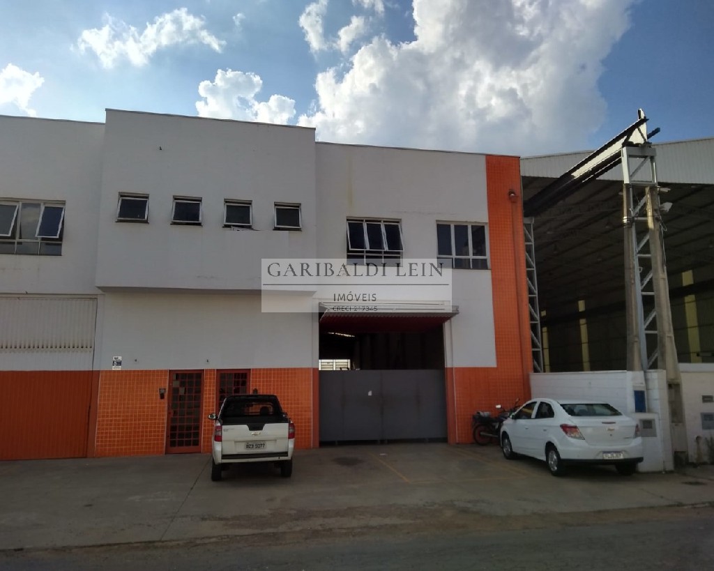 Depósito-Galpão-Armazém para alugar, 650m² - Foto 1