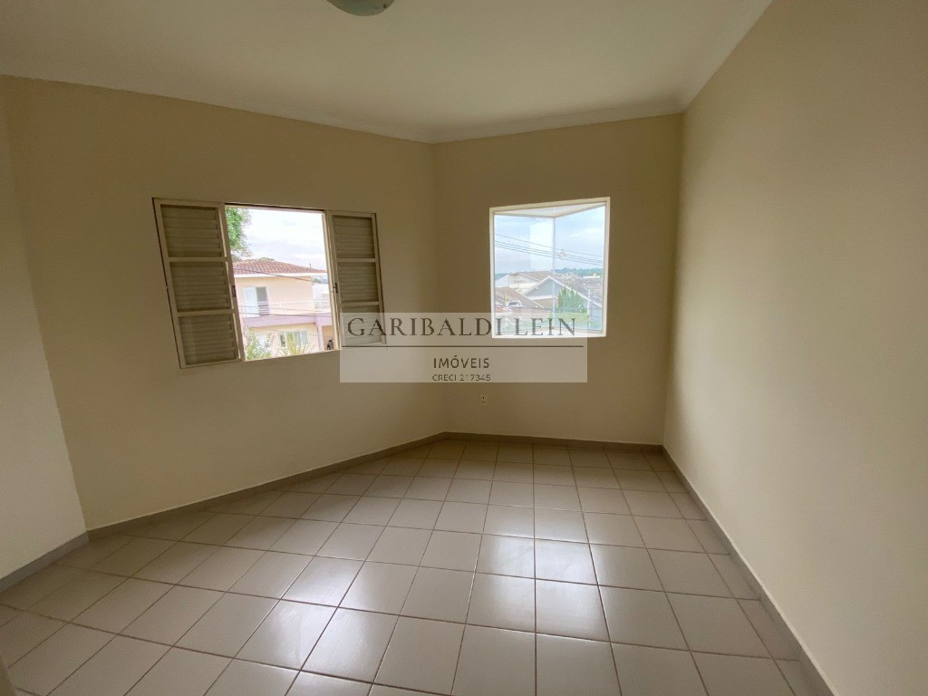 Casa à venda com 6 quartos, 290m² - Foto 18