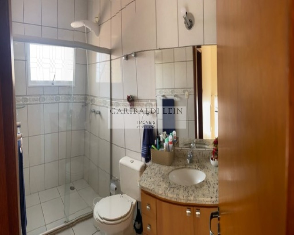 Casa à venda com 3 quartos, 200m² - Foto 7